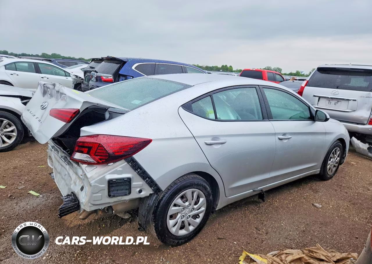2019 Hyundai Elantra Se VIN:5NPD74LF3KH410107 - 3