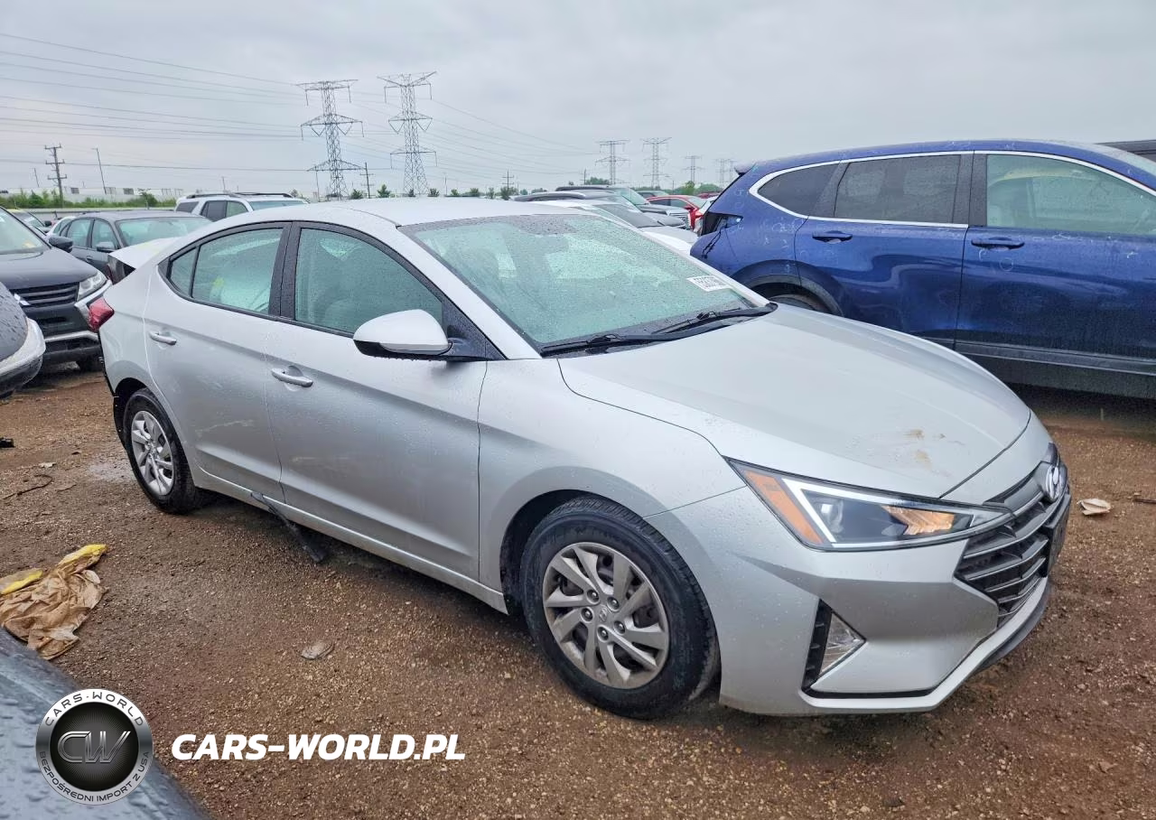 2019 Hyundai Elantra Se VIN:5NPD74LF3KH410107 - 4