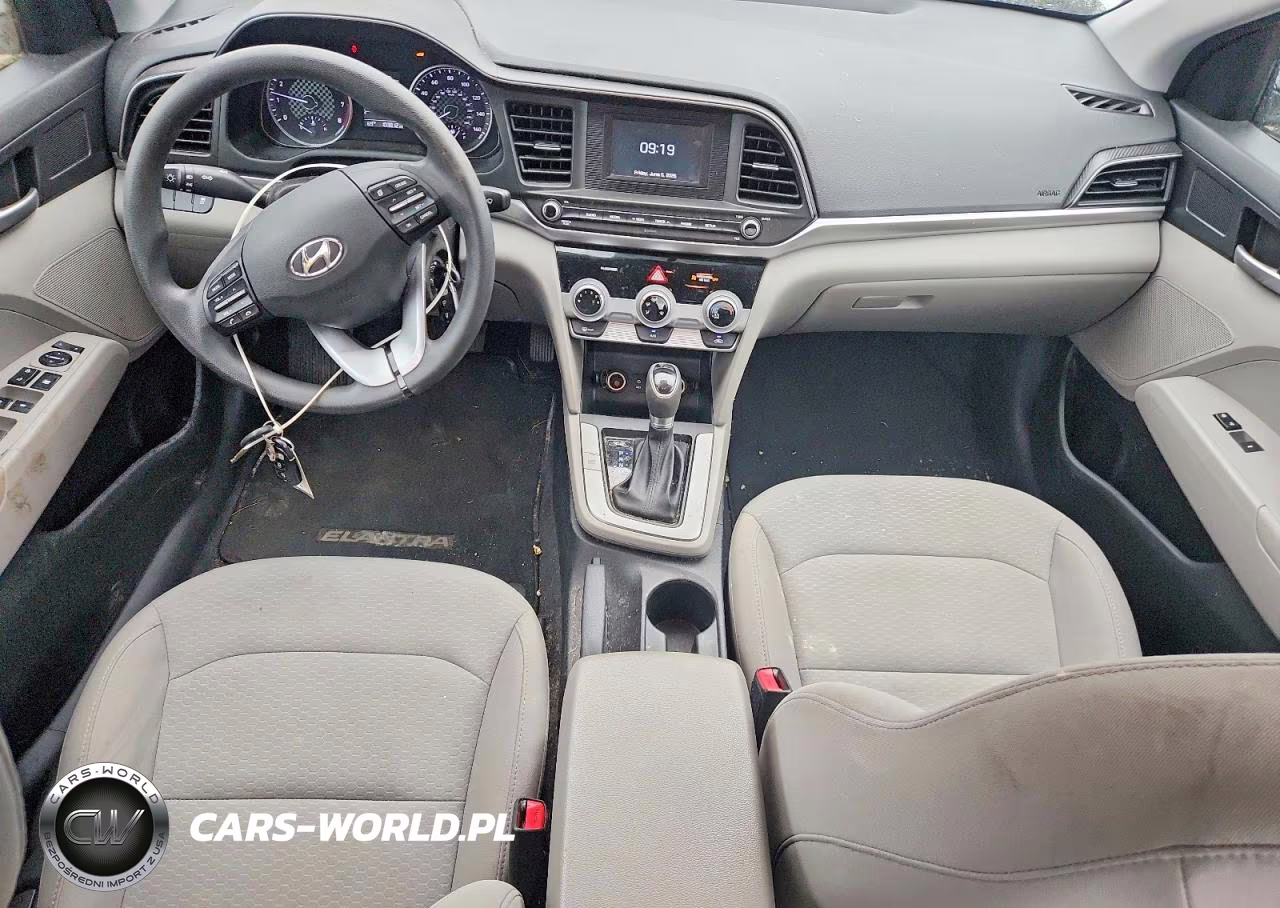 2019 Hyundai Elantra Se VIN:5NPD74LF3KH410107 - 8