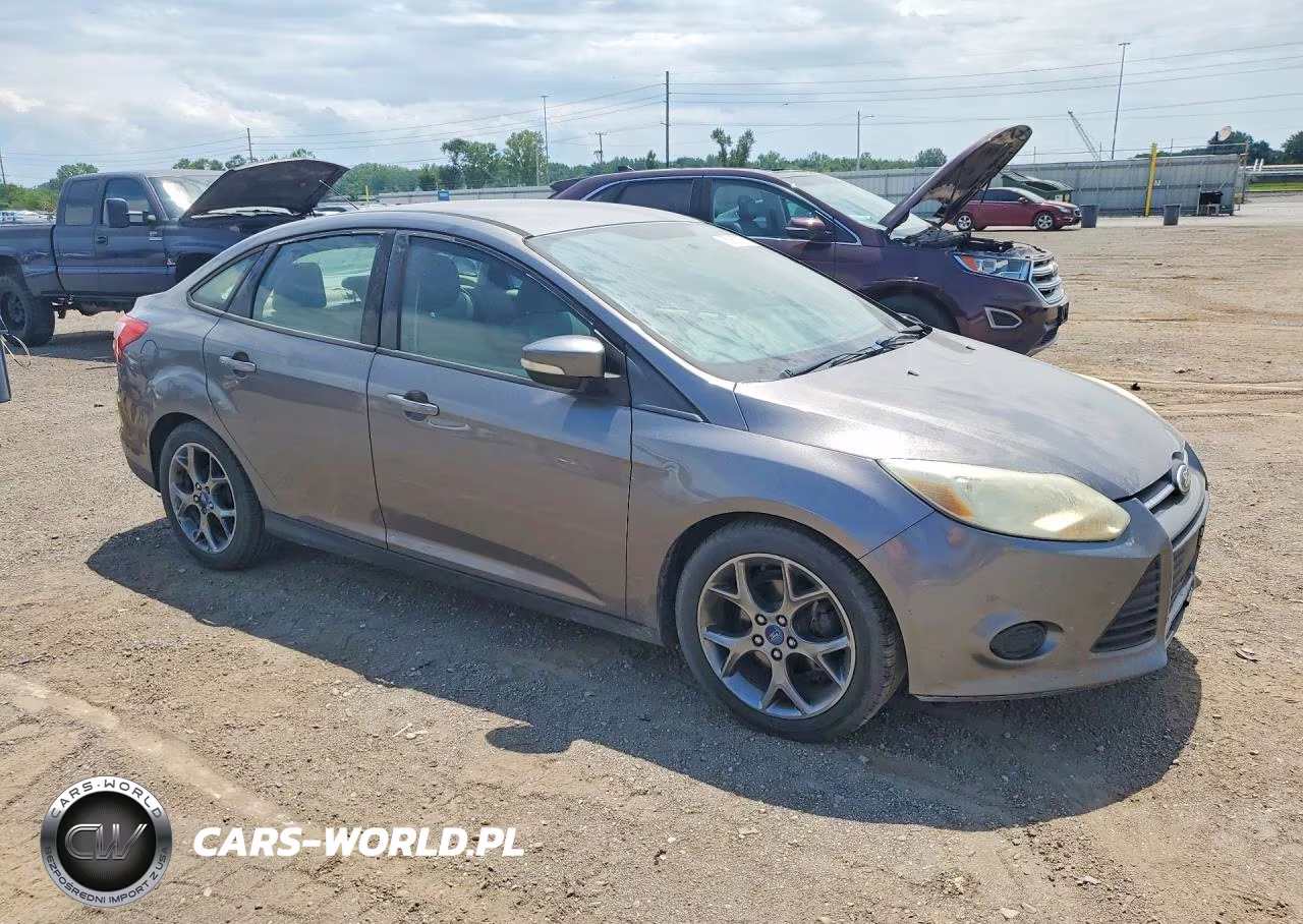 2014 Ford Focus Se VIN:1FADP3F28EL222157 - 4