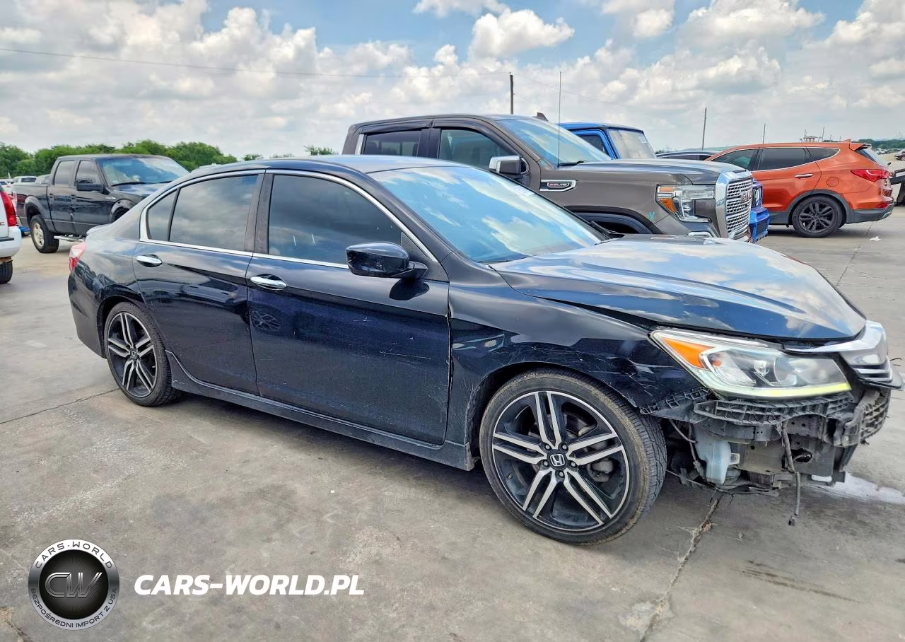 2017 Honda Accord Sport VIN:1HGCR2F51HA058496 - 4