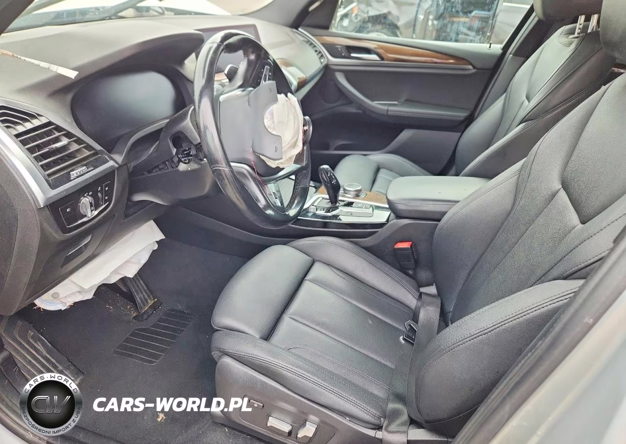 2020 BMW X3 xDrive30I VIN:5UXTY5C09LLT31790 - 7