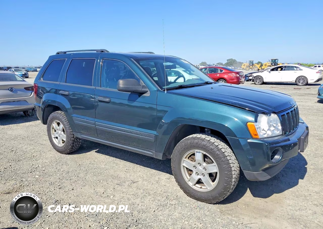 2005 Jeep Grand Cherokee Laredo VIN:1J4GR48K65C604864 - 4