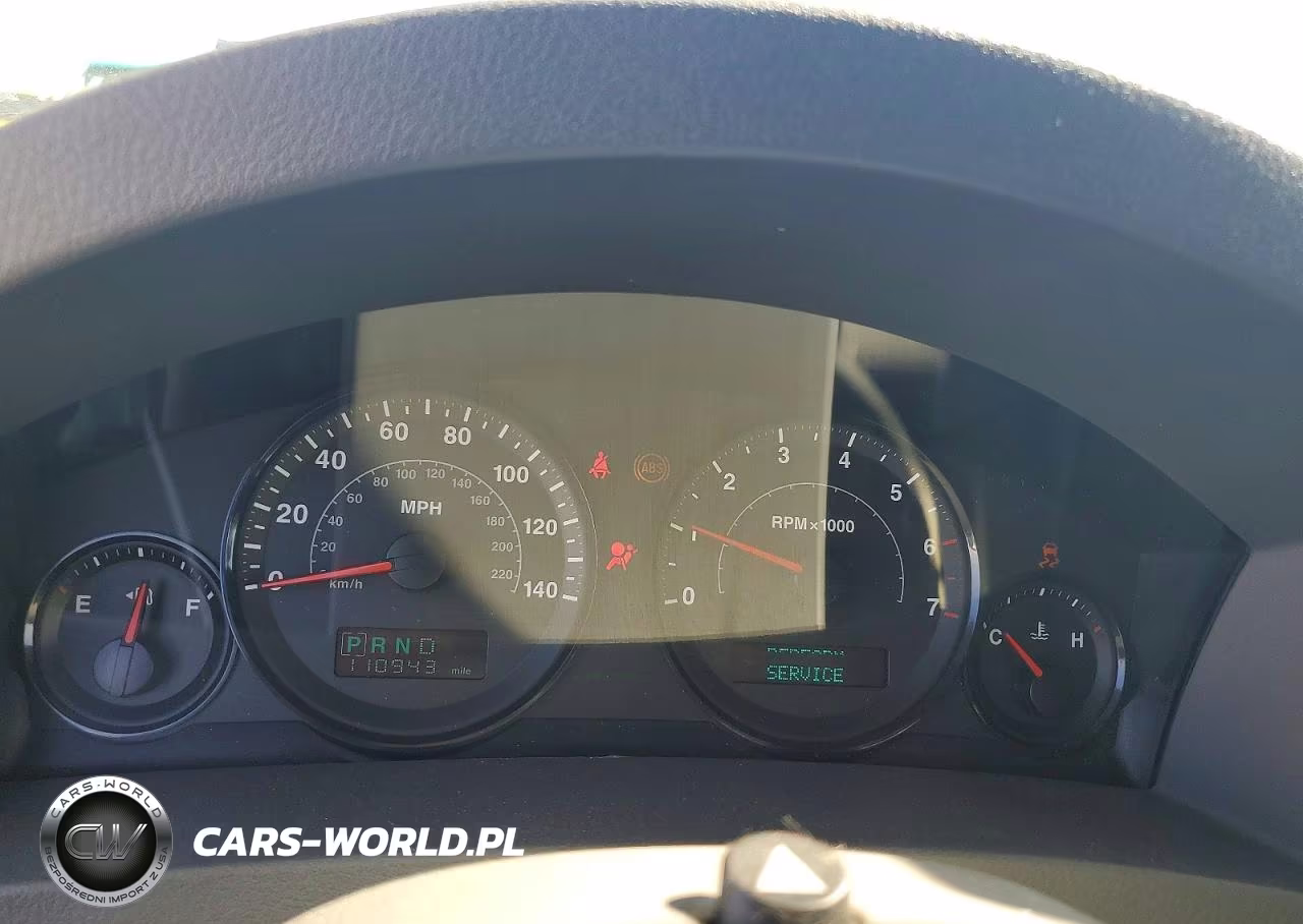 2005 Jeep Grand Cherokee Laredo VIN:1J4GR48K65C604864 - 9