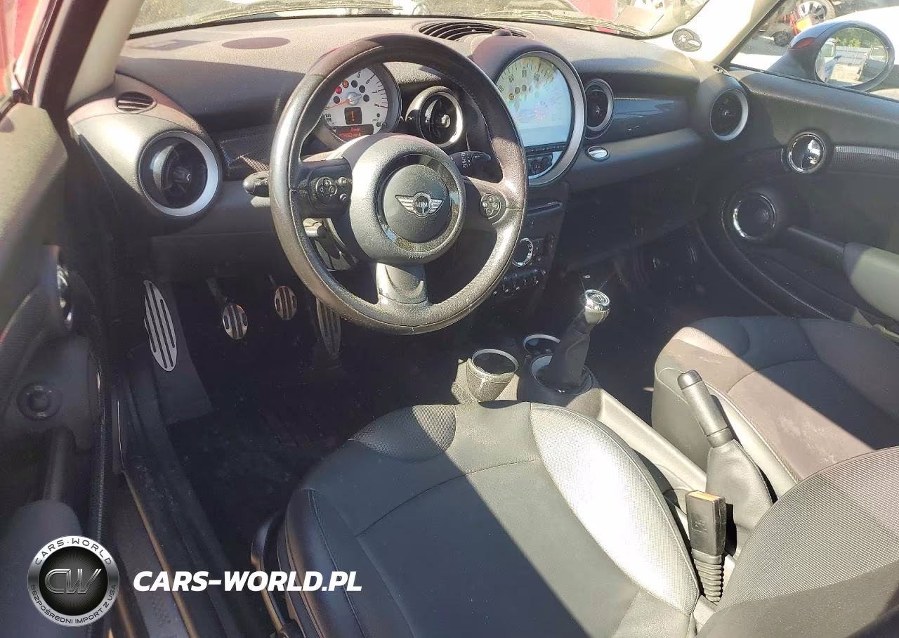 2011 Mini Cooper S Clubman VIN:WMWZG3C58BTY30493 - 8