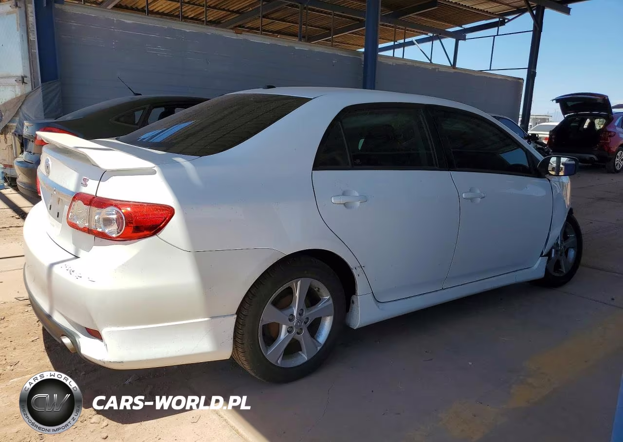 2012 Toyota Corolla S VIN:2T1BU4EE1CC884310 - 3