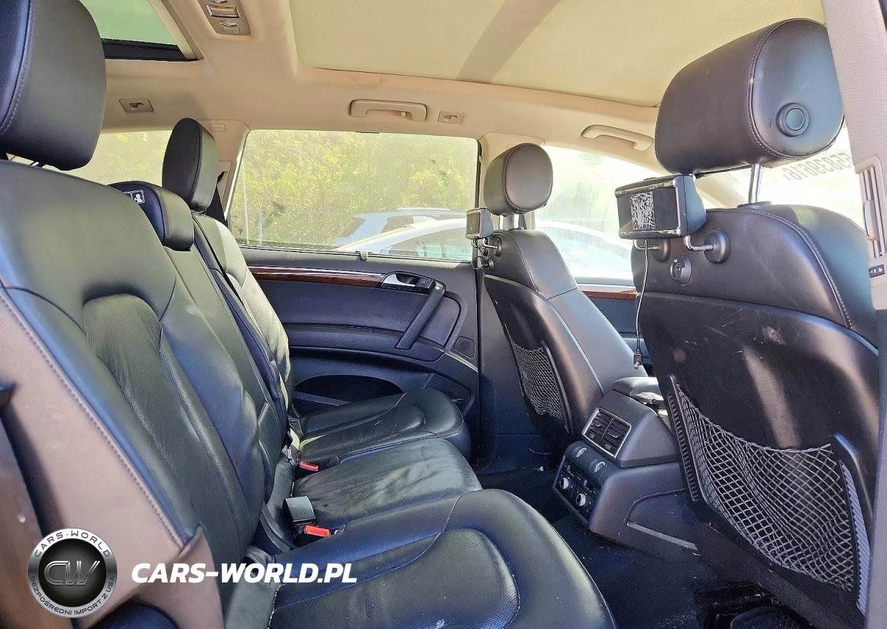 2014 Audi Q7 Prestige VIN:WA1DGAFE4ED002656 - 11