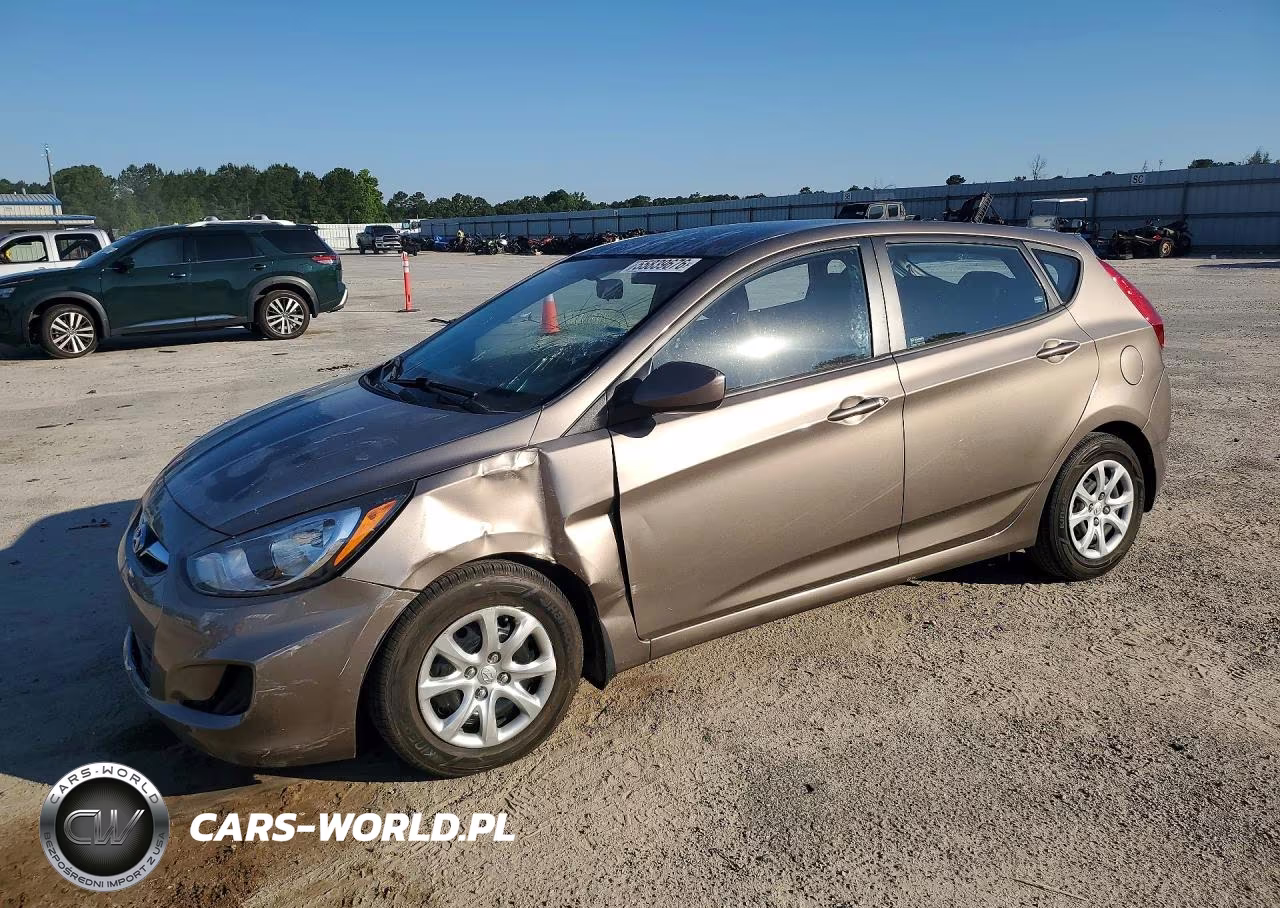 2013 Hyundai Accent Gs