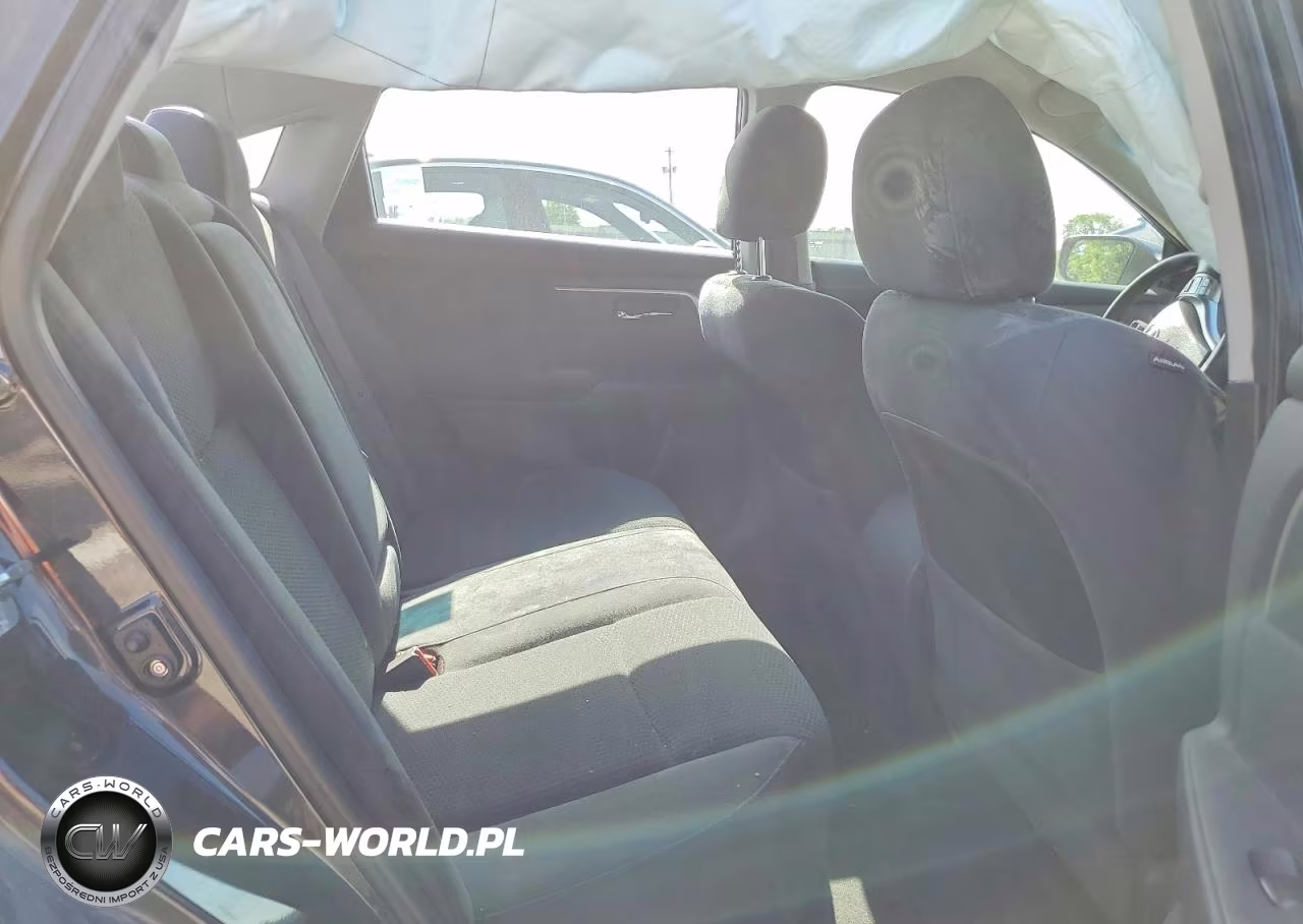 2015 Nissan Altima 2.5 S VIN:1N4AL3APXFC111208 - 10