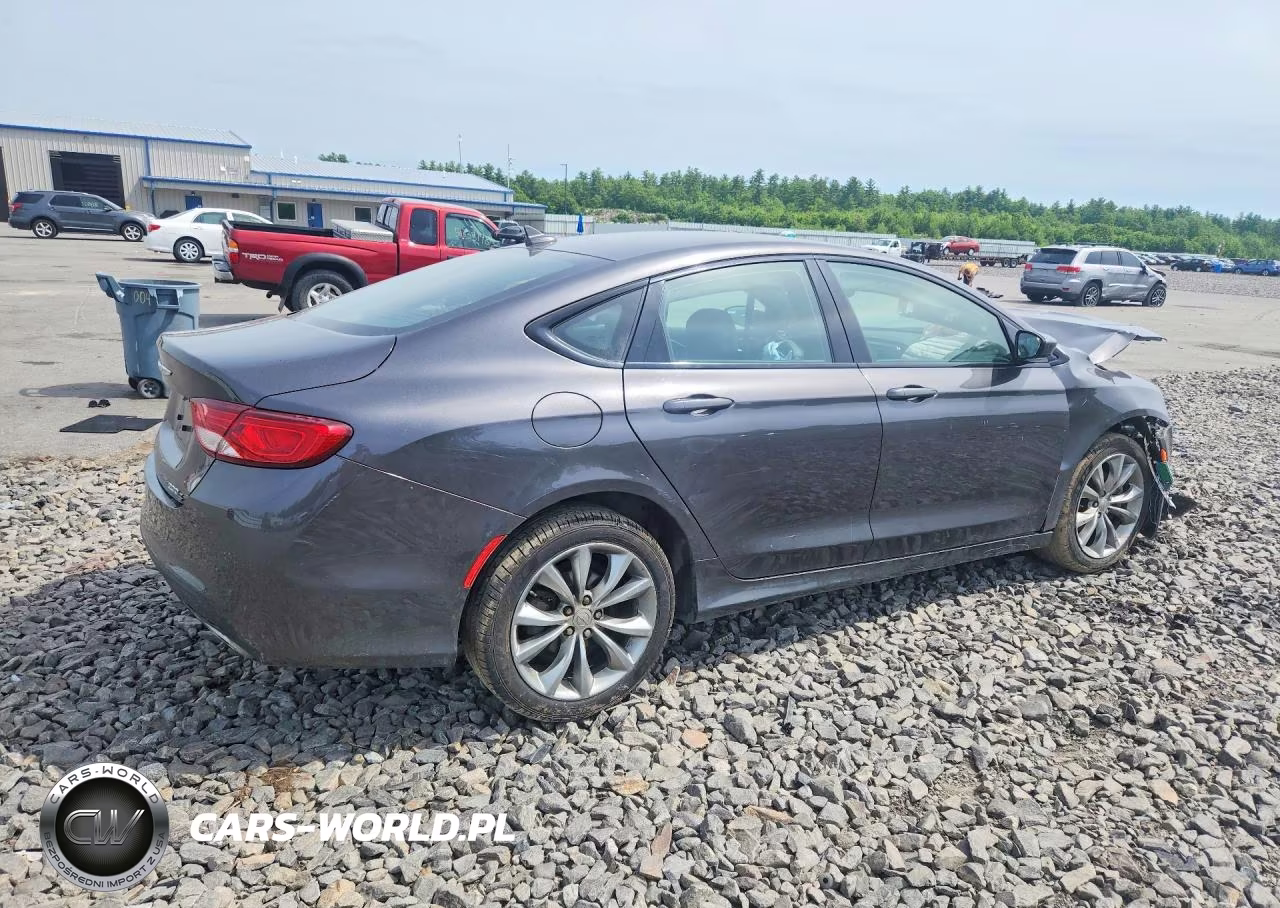 2016 Chrysler 200 S VIN:1C3CCCBB3GN124396 - 3