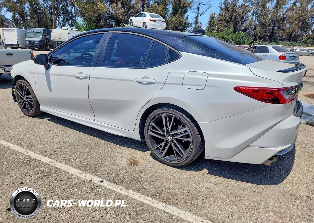 2025 Toyota Camry Xse VIN:4T1DAACK4SU142554 - 2