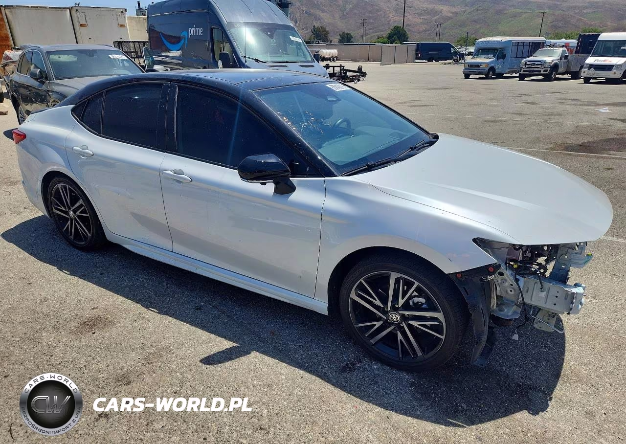 2025 Toyota Camry Xse VIN:4T1DAACK4SU142554 - 4