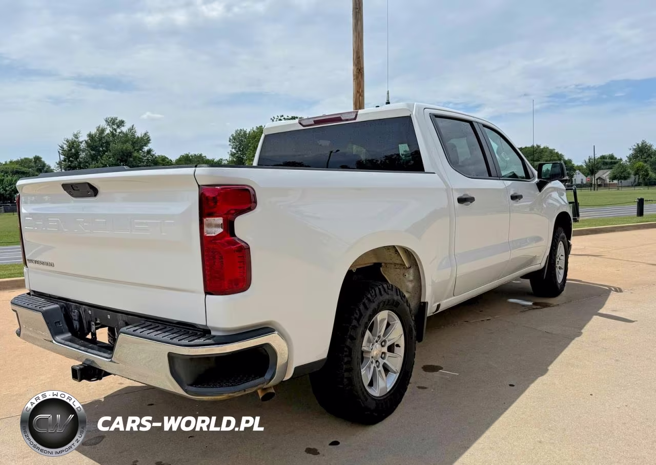 2021 Chevrolet Silverado K1500 VIN:3GCUYAEF0MG242818 - 4