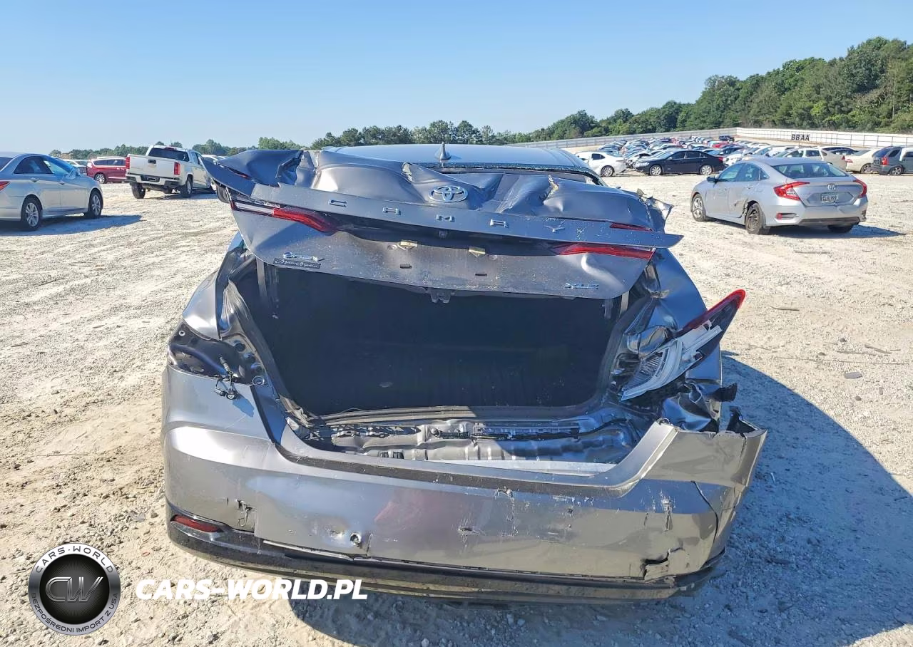 2025 Toyota Camry Xle VIN:4T1DAACK6SU615127 - 6