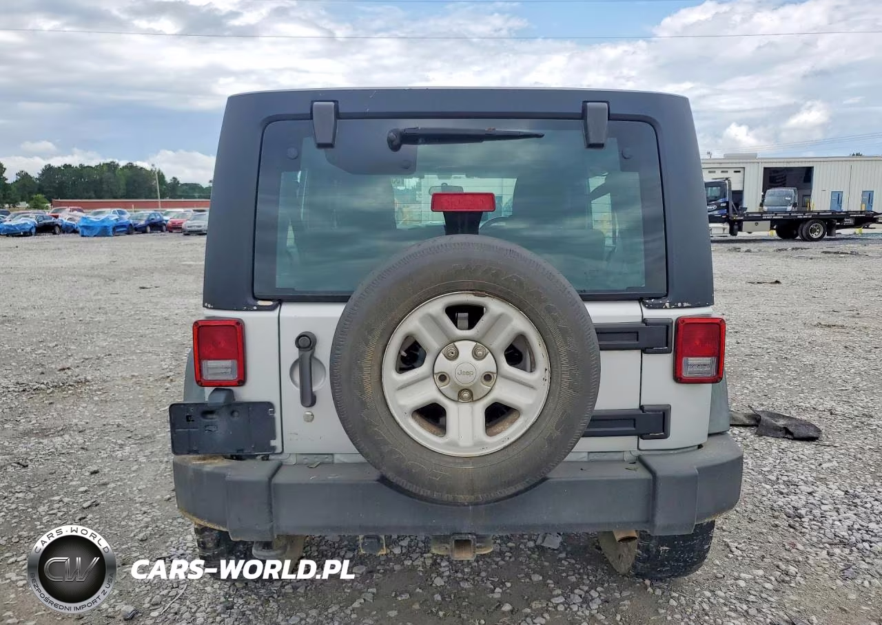 2012 Jeep Wrangler Unlimited Sport VIN:1C4BJWKG5CL242725 - 6