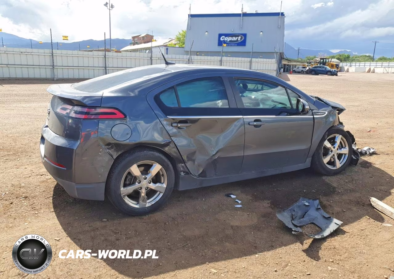 2013 Chevrolet Volt VIN:1G1RB6E47DU117890 - 3