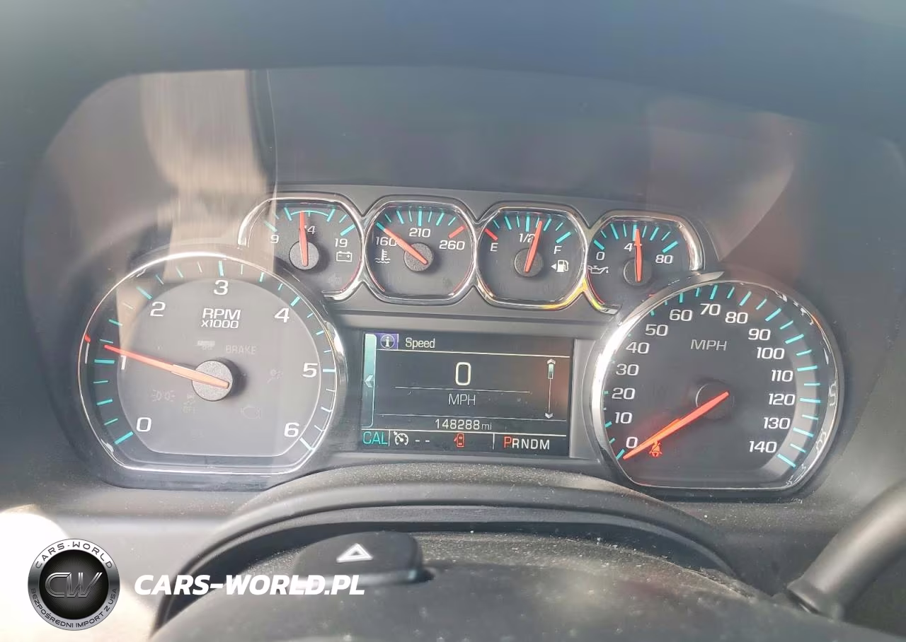 2016 Chevrolet Tahoe C1500 Ls VIN:1GNSCAEC8GR462313 - 9
