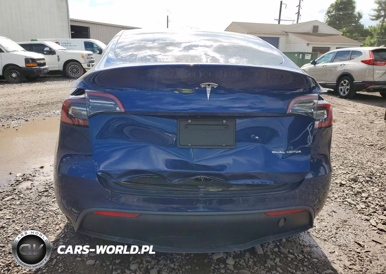 2021 Tesla Model Y VIN:5YJYGDEE3MF266226 - 6