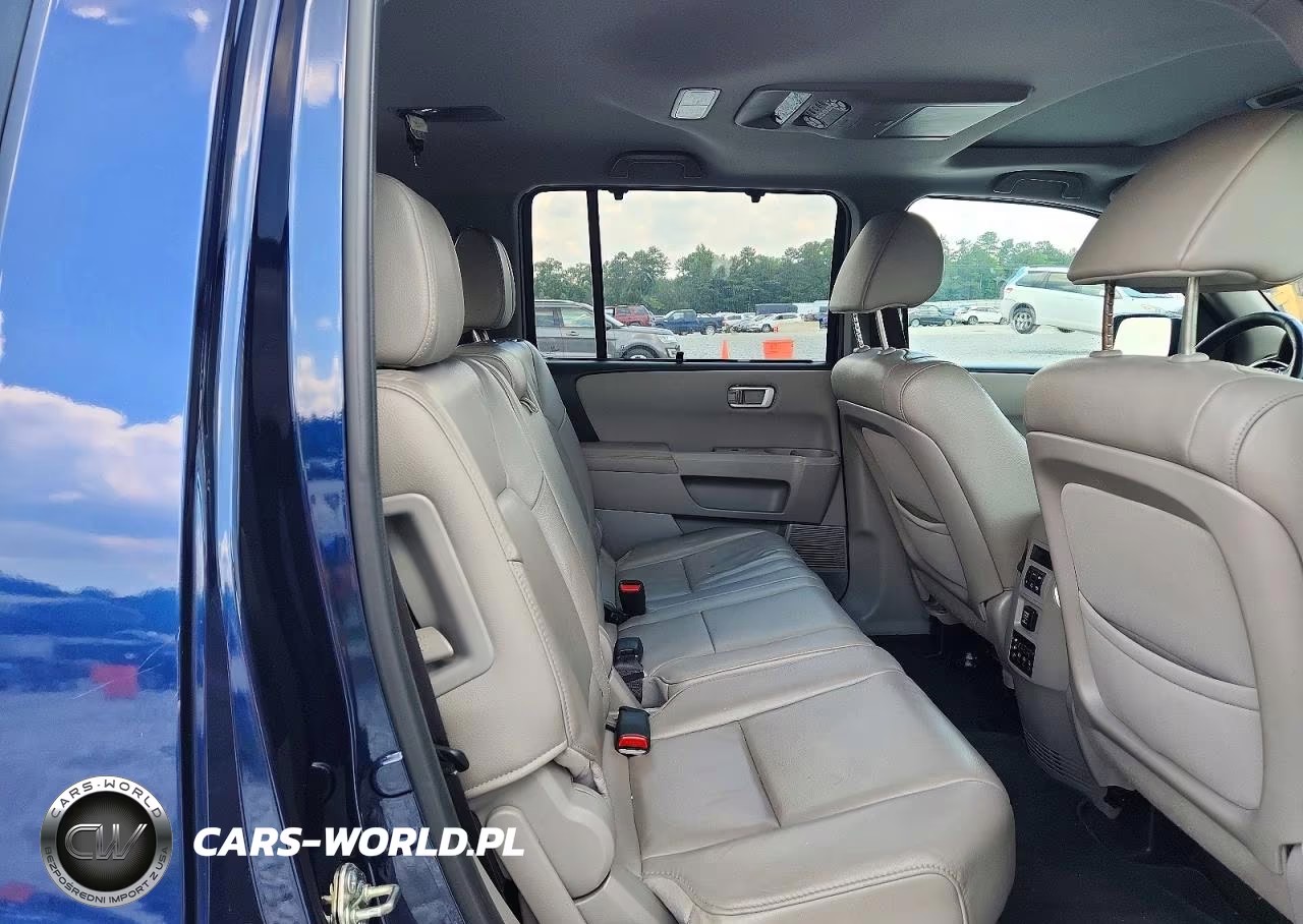 2015 Honda Pilot Touring VIN:5FNYF4H92FB053160 - 11