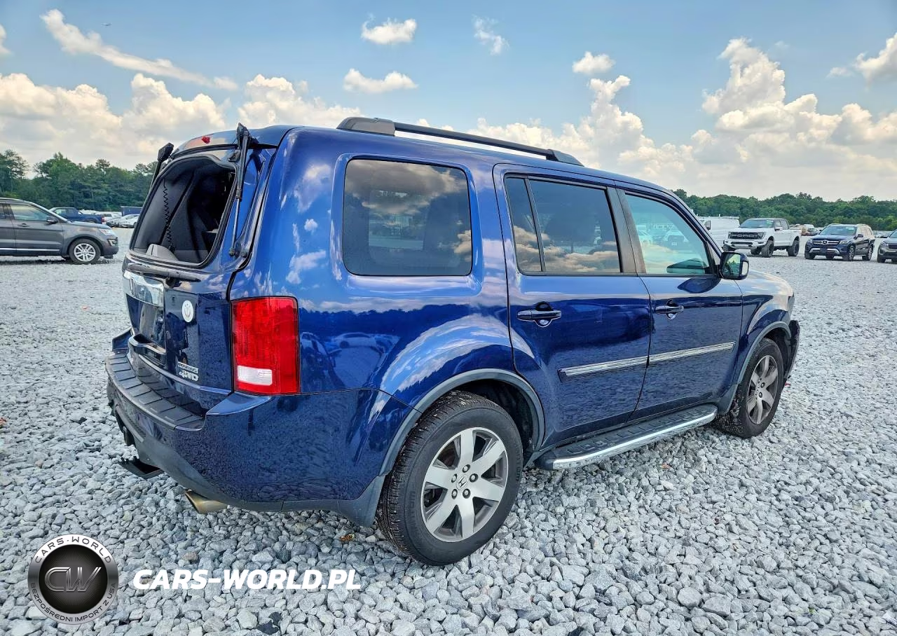 2015 Honda Pilot Touring VIN:5FNYF4H92FB053160 - 3