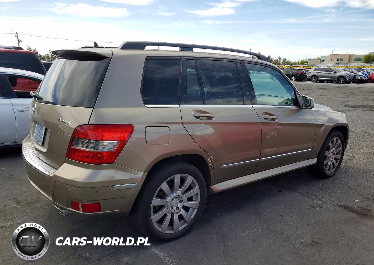 2010 Mercedes-Benz Glk 350 4Matic VIN:WDCGG8HB4AF478042 - 3