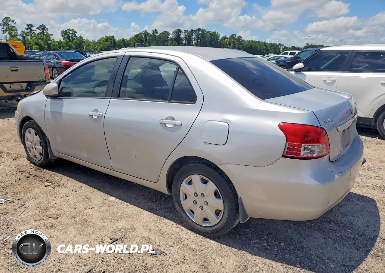 2007 Toyota Yaris Base VIN:JTDBT923X71076826 - 2