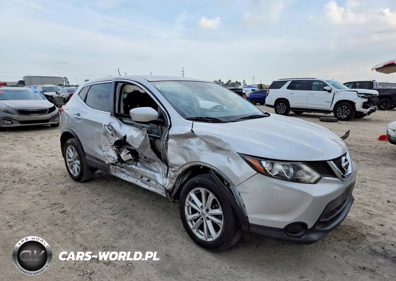 2017 Nissan Rogue Sport S VIN:JN1BJ1CP2HW004079 - 4
