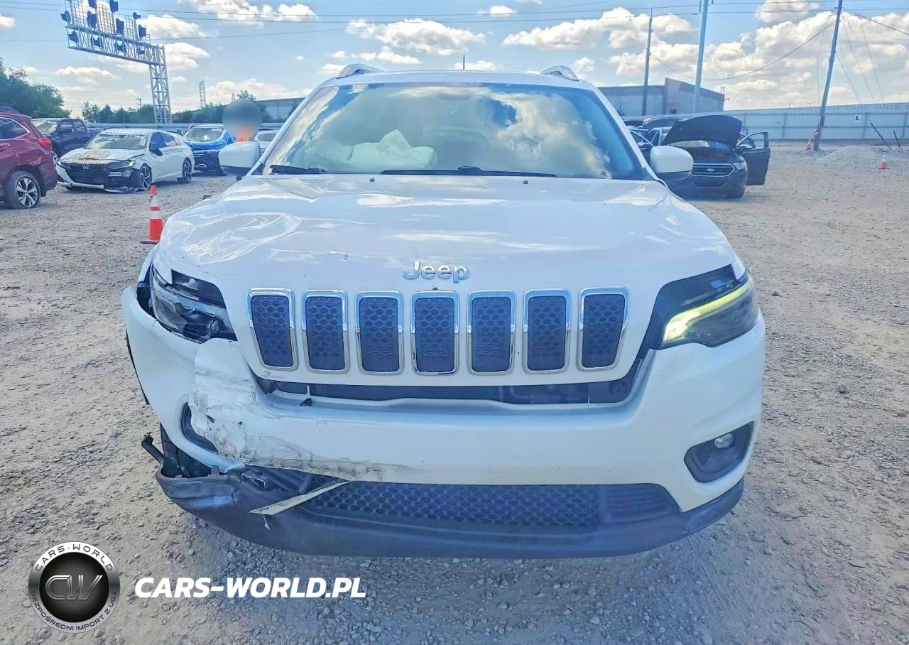 2019 Jeep Cherokee Latitude Plus VIN:1C4PJMLB2KD426512 - 5