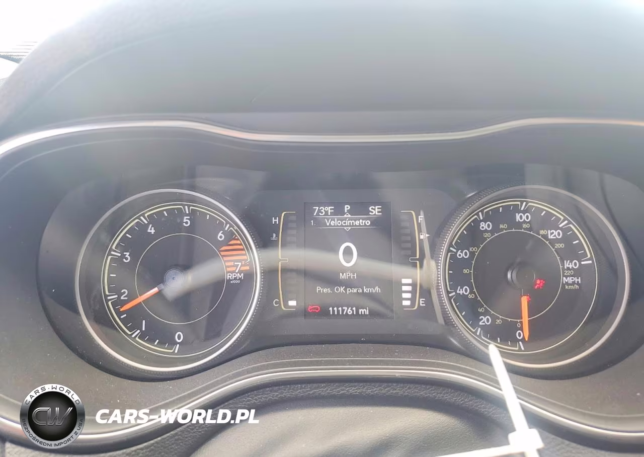 2019 Jeep Cherokee Latitude Plus VIN:1C4PJMLB2KD426512 - 9