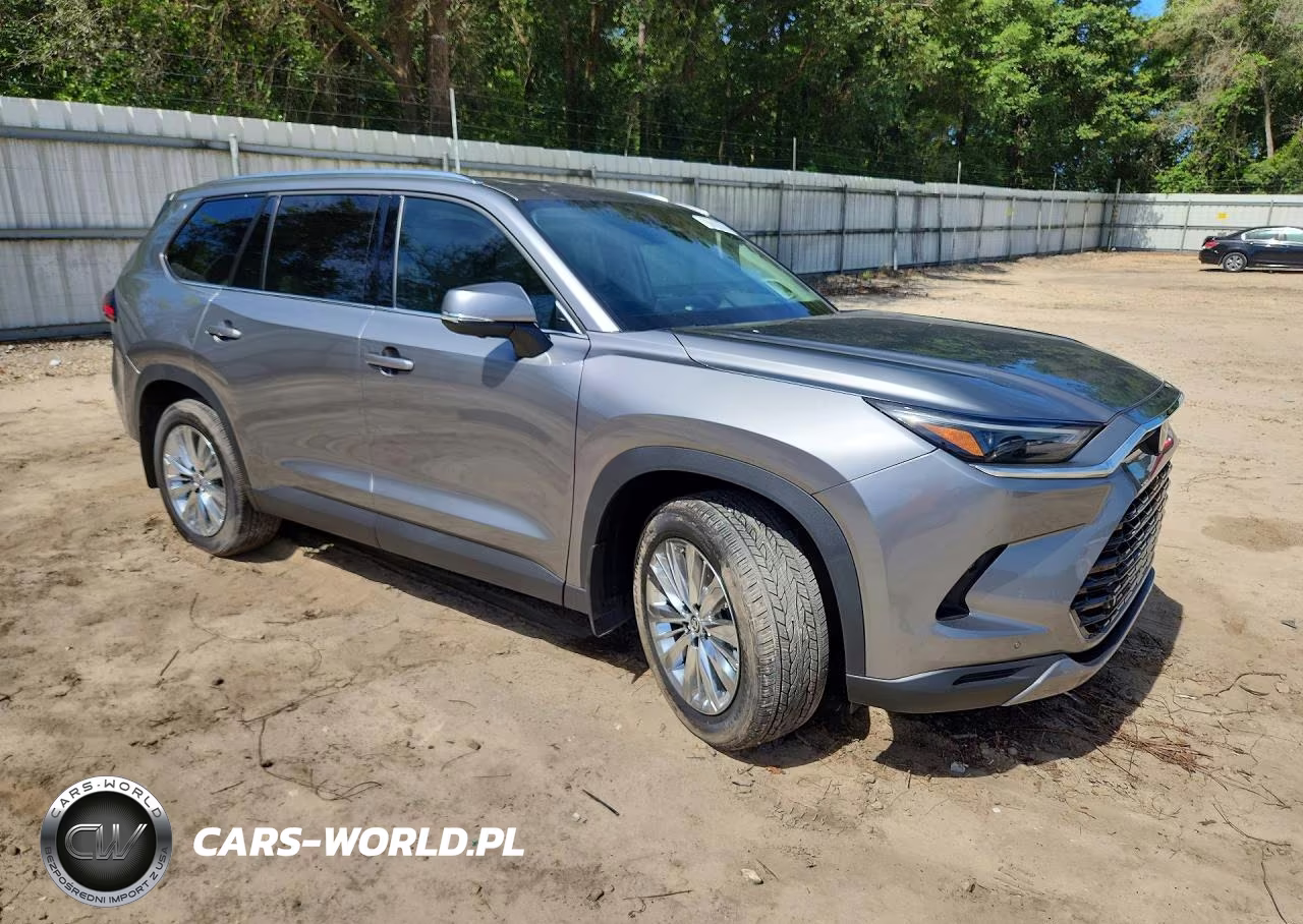2026 Toyota Grand Highlander Platinum VIN:5TDAAAB56TS120824 - 4