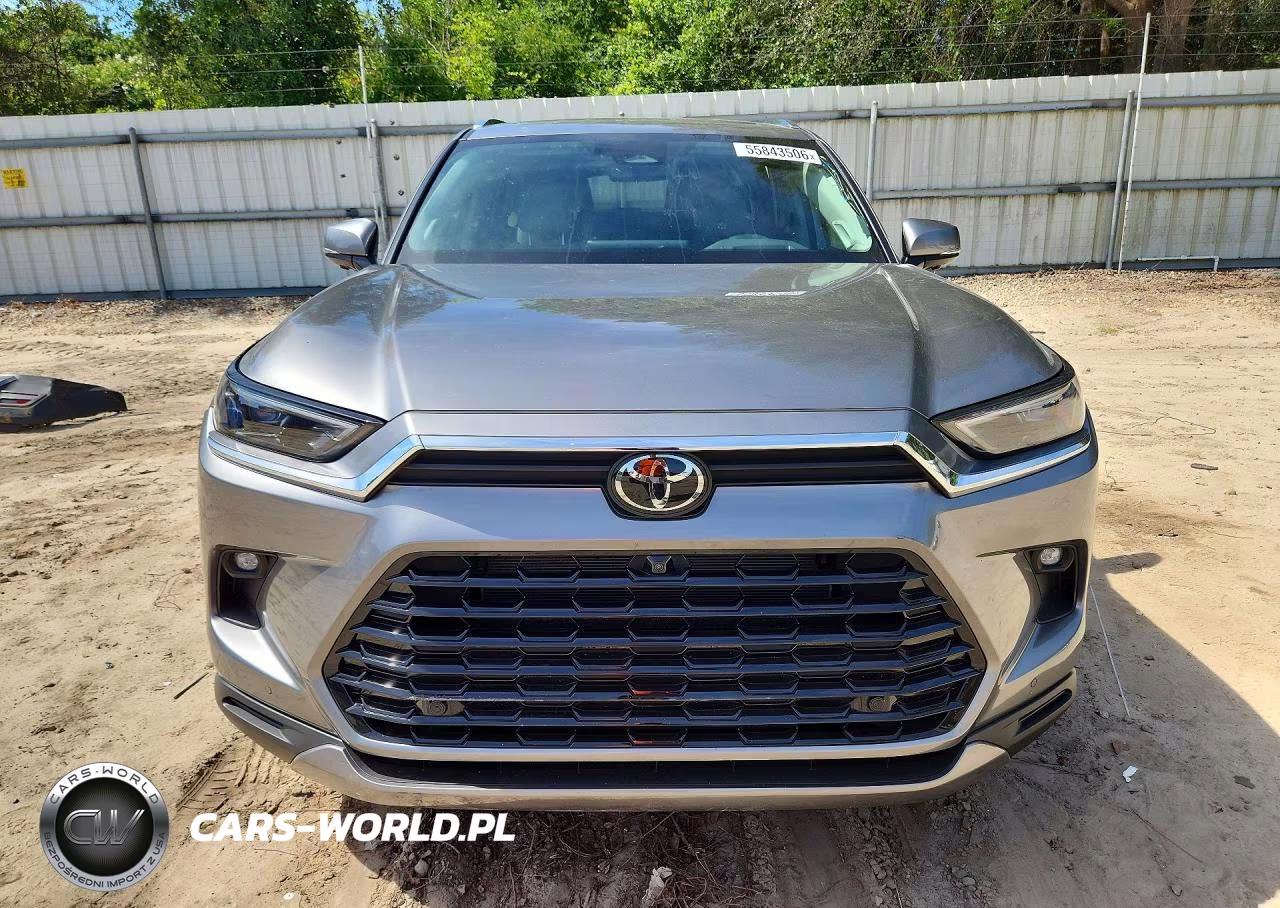 2026 Toyota Grand Highlander Platinum VIN:5TDAAAB56TS120824 - 5