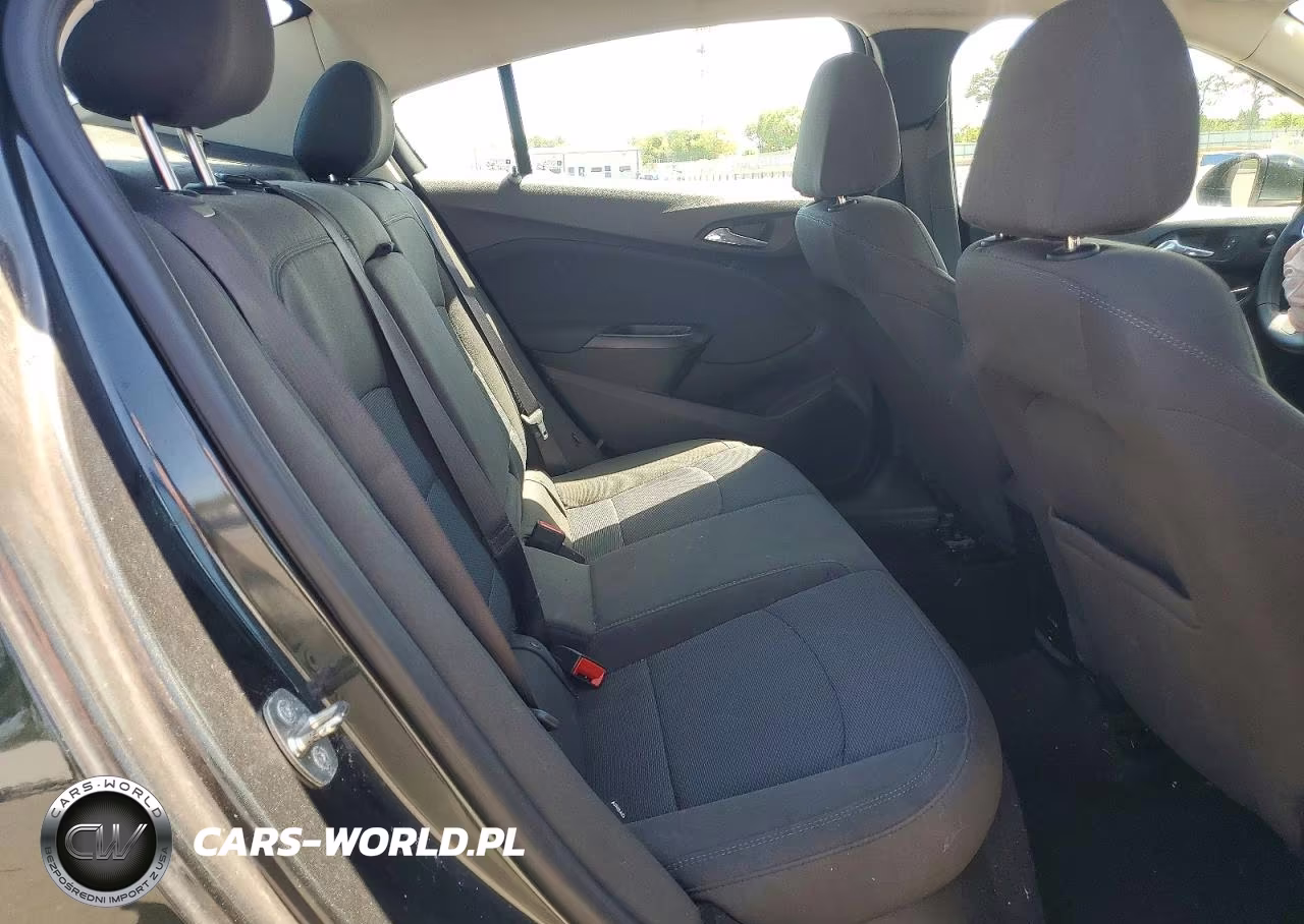 2018 Chevrolet Cruze Lt VIN:1G1BE5SM3J7186982 - 10