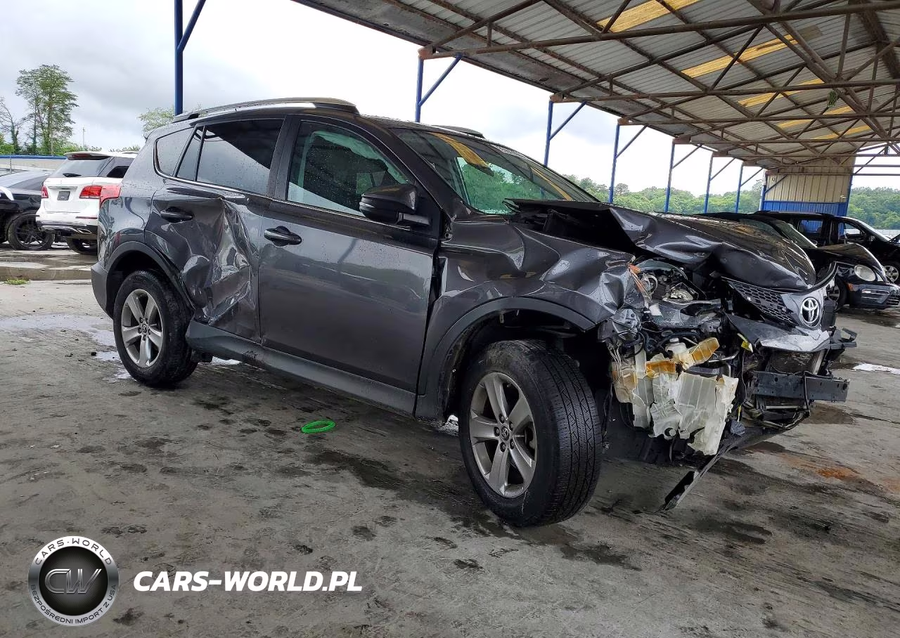 2015 Toyota Rav4 Xle VIN:2T3WFREVXFW136951 - 4