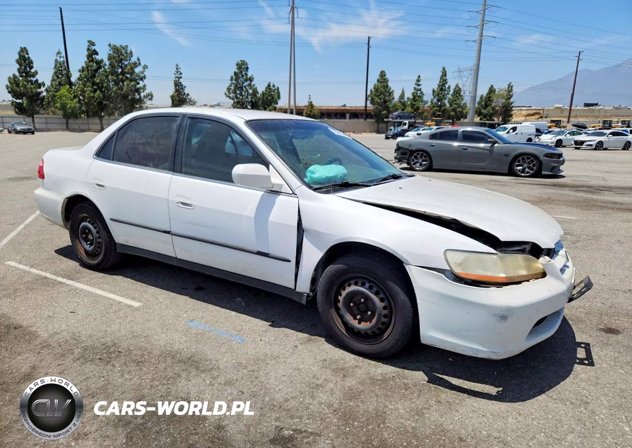 1999 Honda Accord Lx VIN:1HGCG5548XA152373 - 4