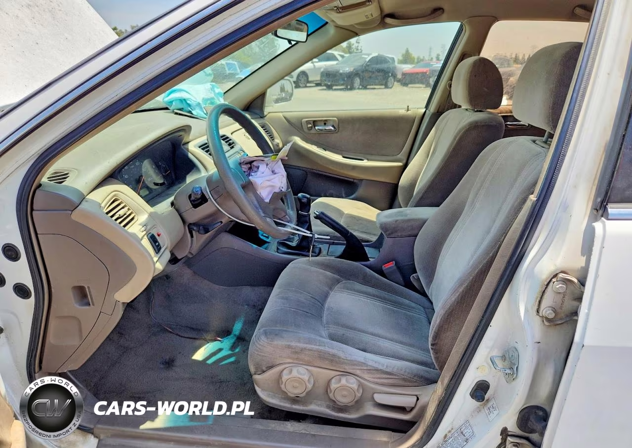 1999 Honda Accord Lx VIN:1HGCG5548XA152373 - 7