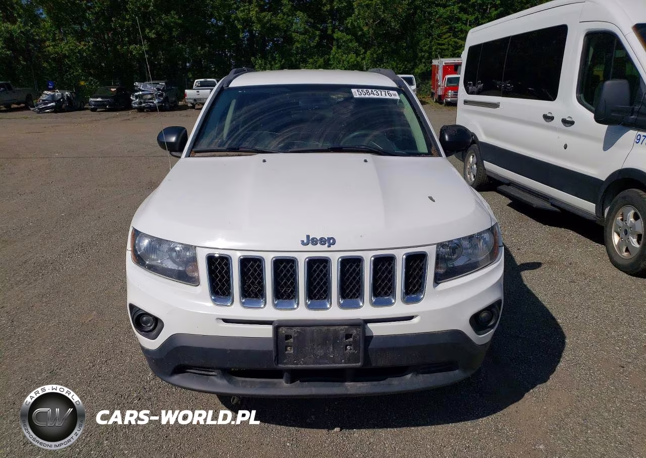 2014 Jeep Compass Sport VIN:1C4NJDBB0ED538402 - 5