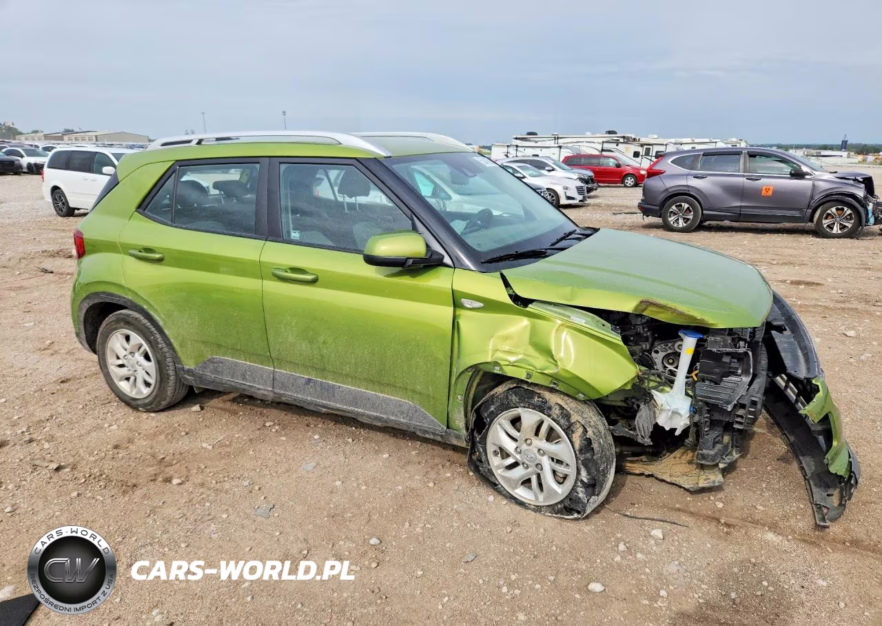 2020 Hyundai Venue Sel VIN:KMHRC8A33LU025649 - 4
