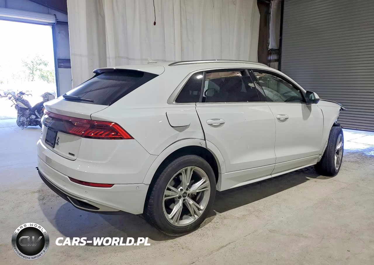 2021 Audi Q8 Premium Plus VIN:WA1BVAF16MD010377 - 3