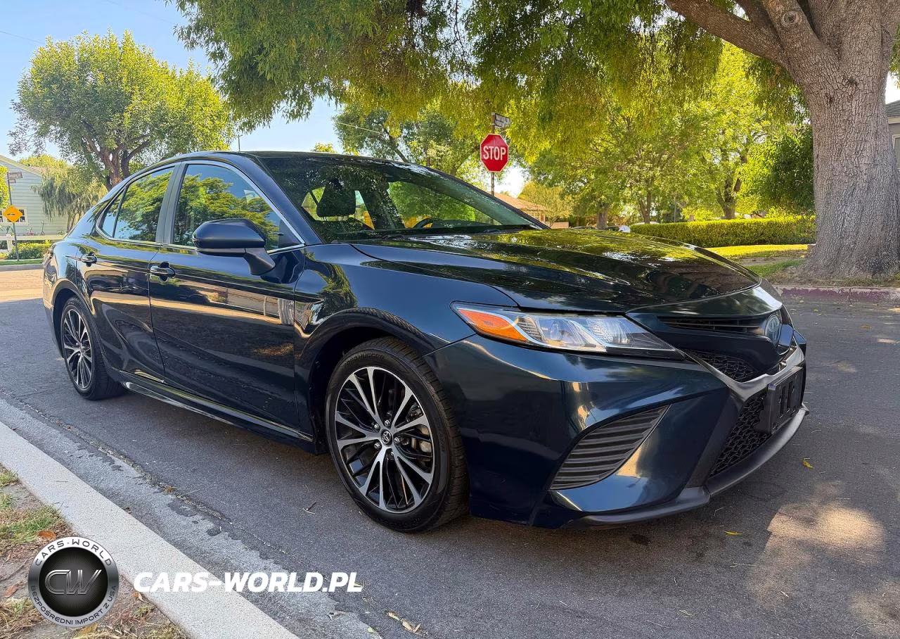 2020 Toyota Camry Se