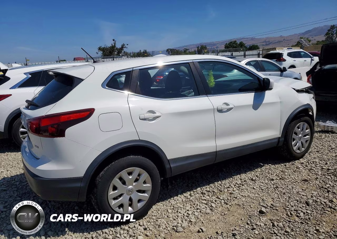 2018 Niss Rogue Spor VIN:JN1BJ1CR5JW256688 - 3