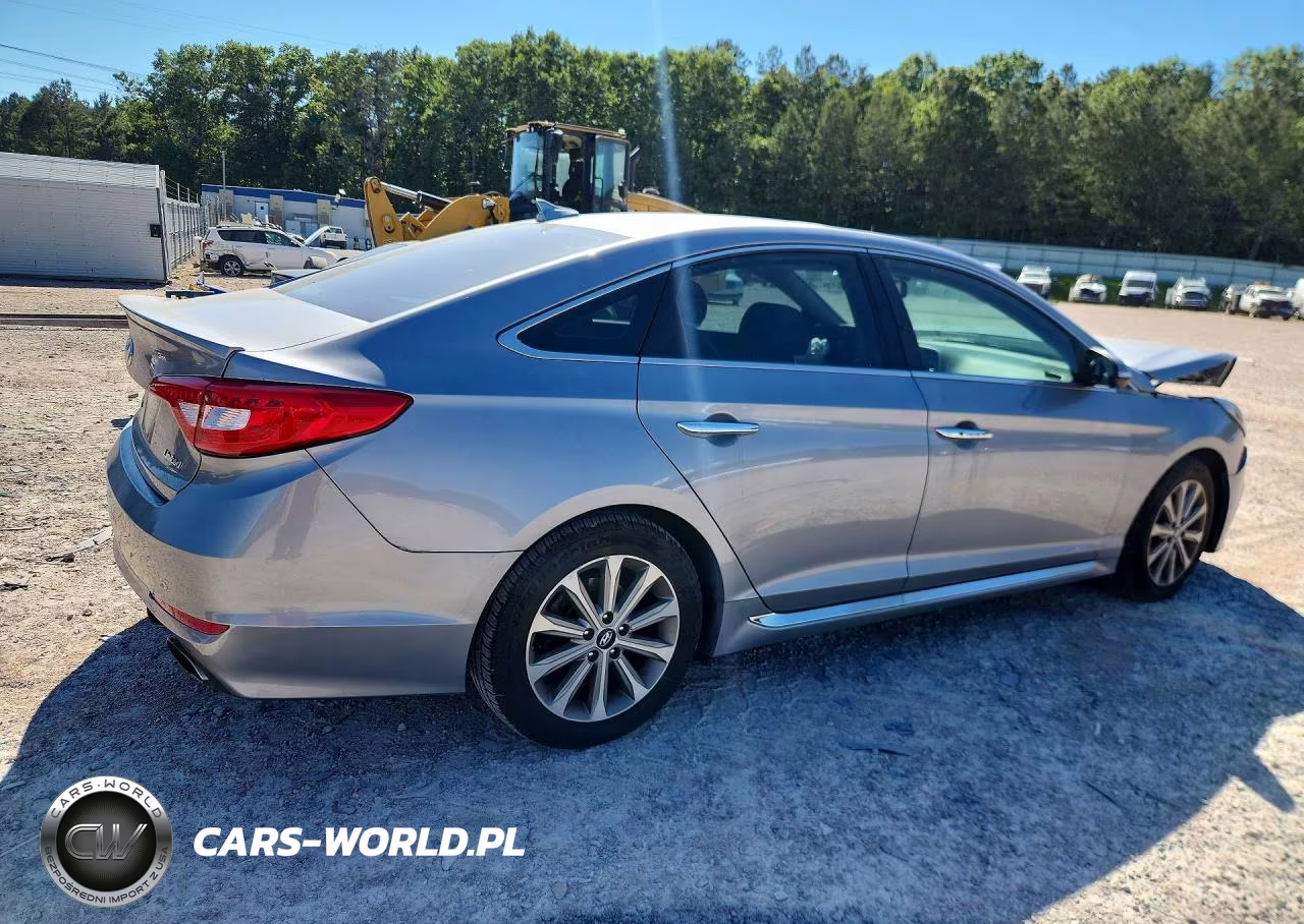 2016 Hyundai Sonata Limited VIN:5NPE34AF3GH426804 - 3
