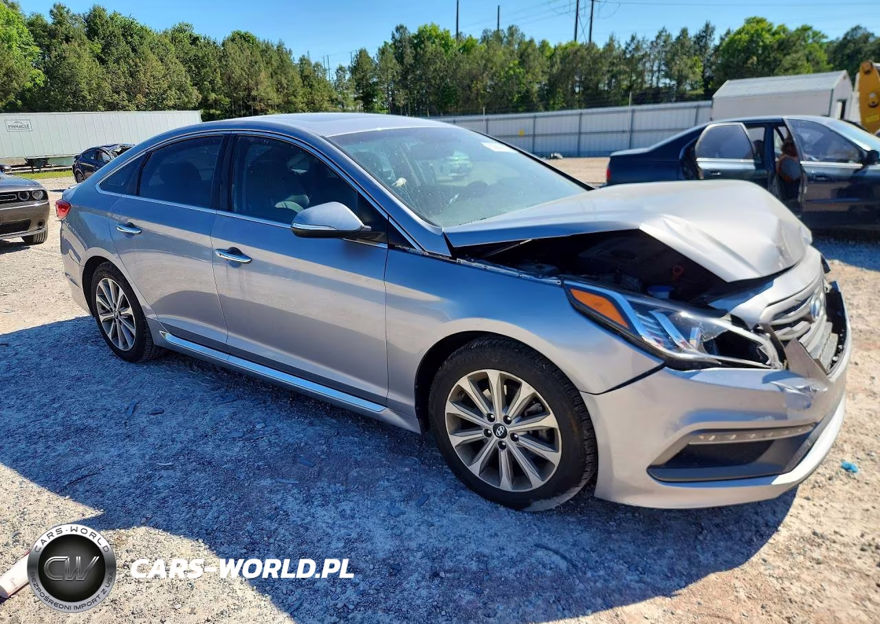 2016 Hyundai Sonata Limited VIN:5NPE34AF3GH426804 - 4