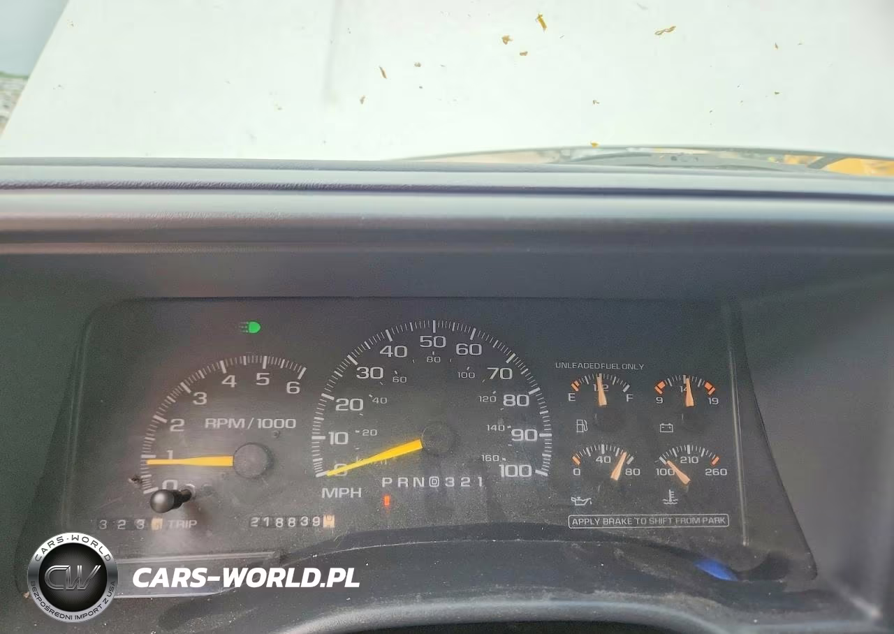 1998 GMC Sierra C1500 VIN:1GTEC19W8WE502390 - 9