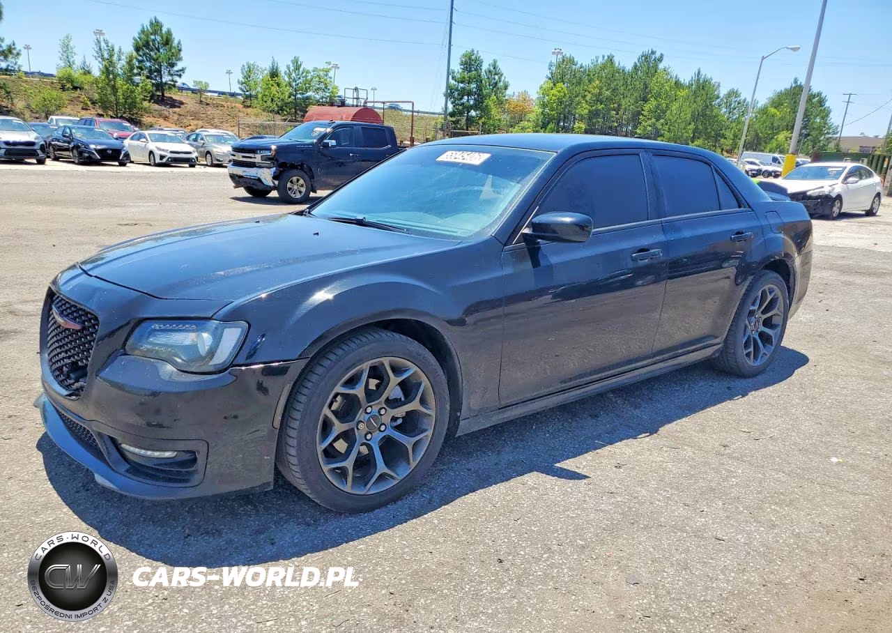 2018 Chrysler 300 S – zdjęcie 1 z 13