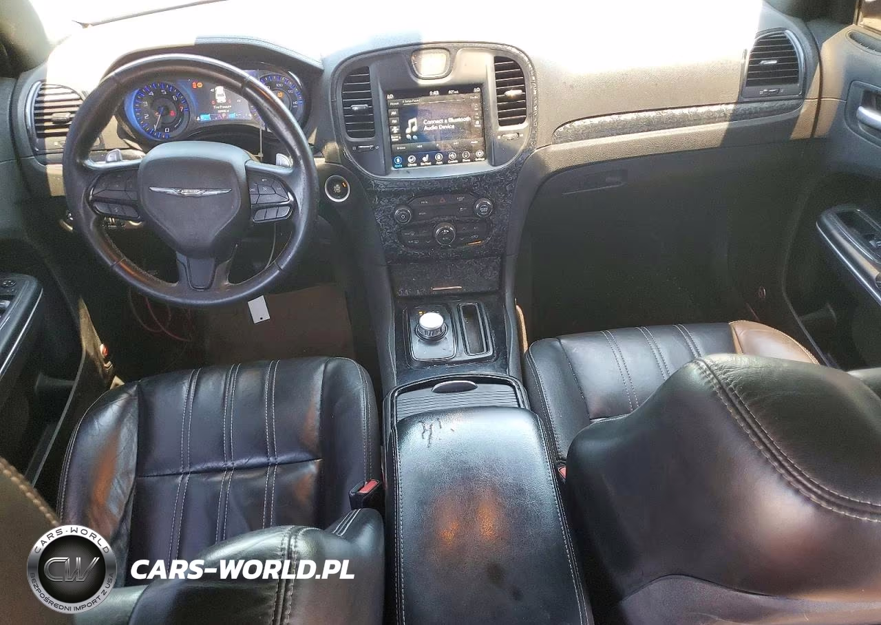 2018 Chrysler 300 S VIN:2C3CCABG2JH231570 - 8
