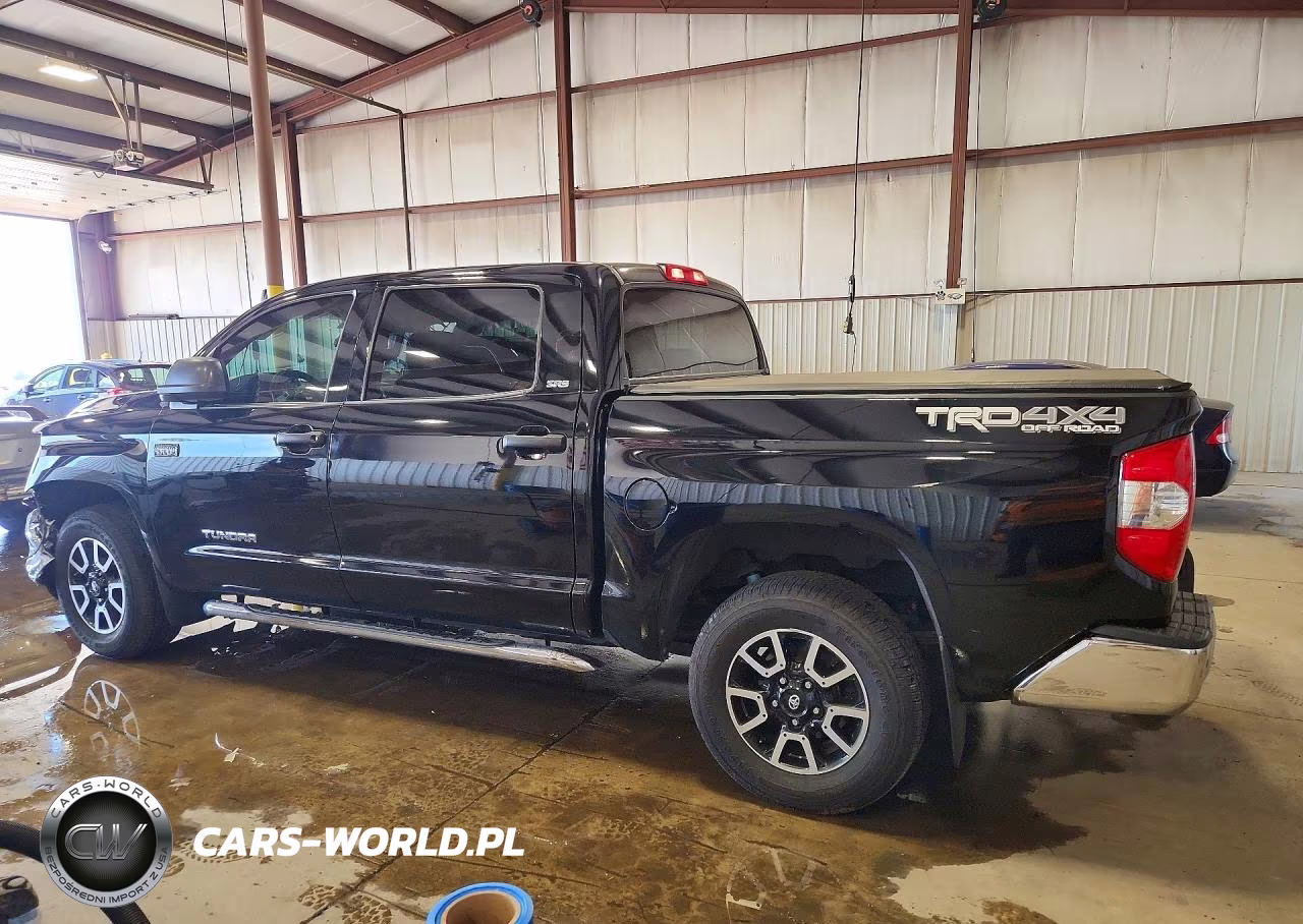 2018 Toyota Tundra Crewmax Sr5 VIN:5TFDY5F10JX766617 - 2