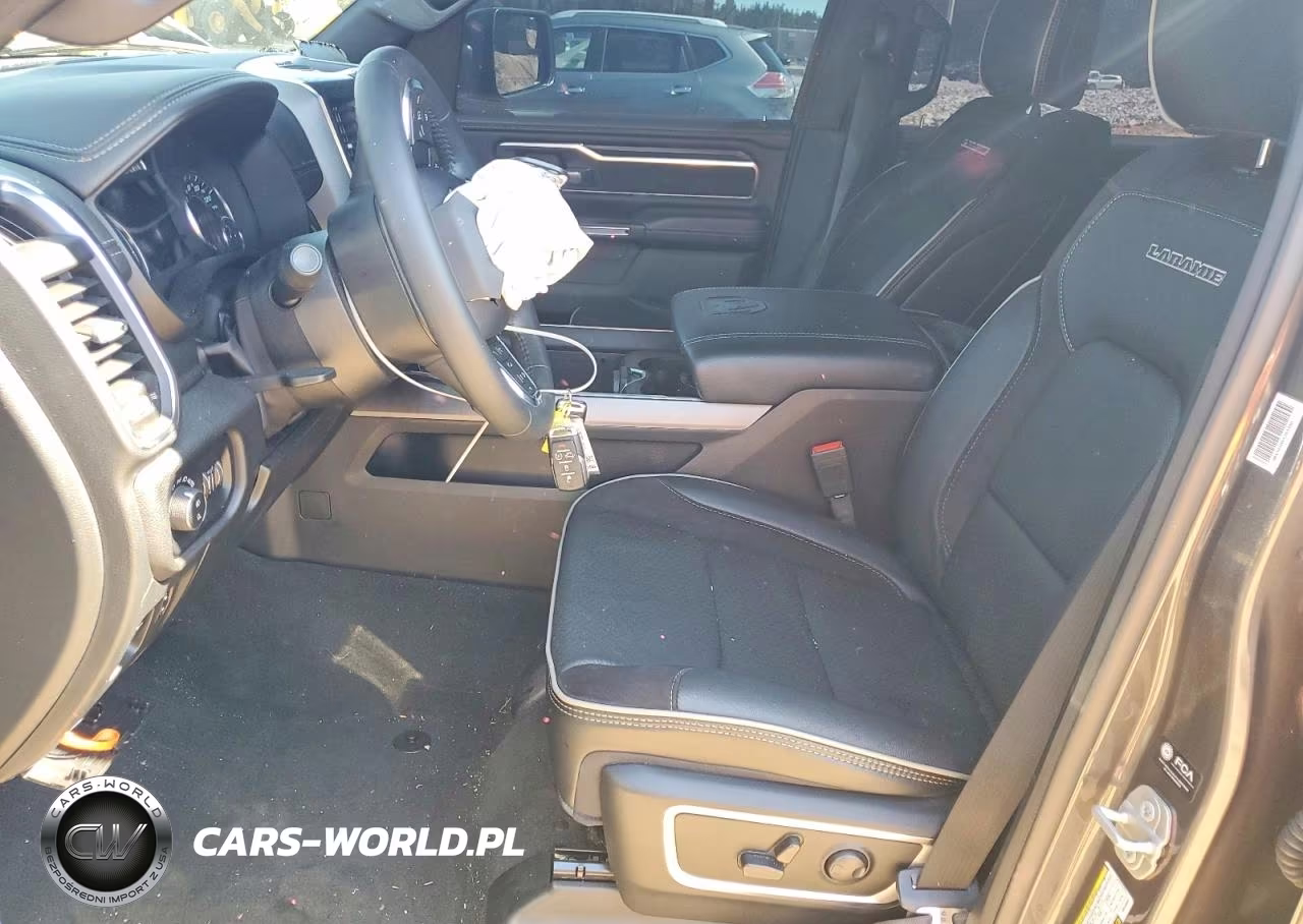 2024 Ram 1500 Laramie VIN:1C6RREJT1RN128497 - 7
