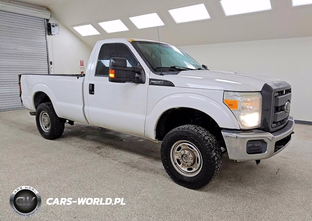 2014 Ford F250 Super Duty VIN:1FTBF2B66EEA84677 - 4