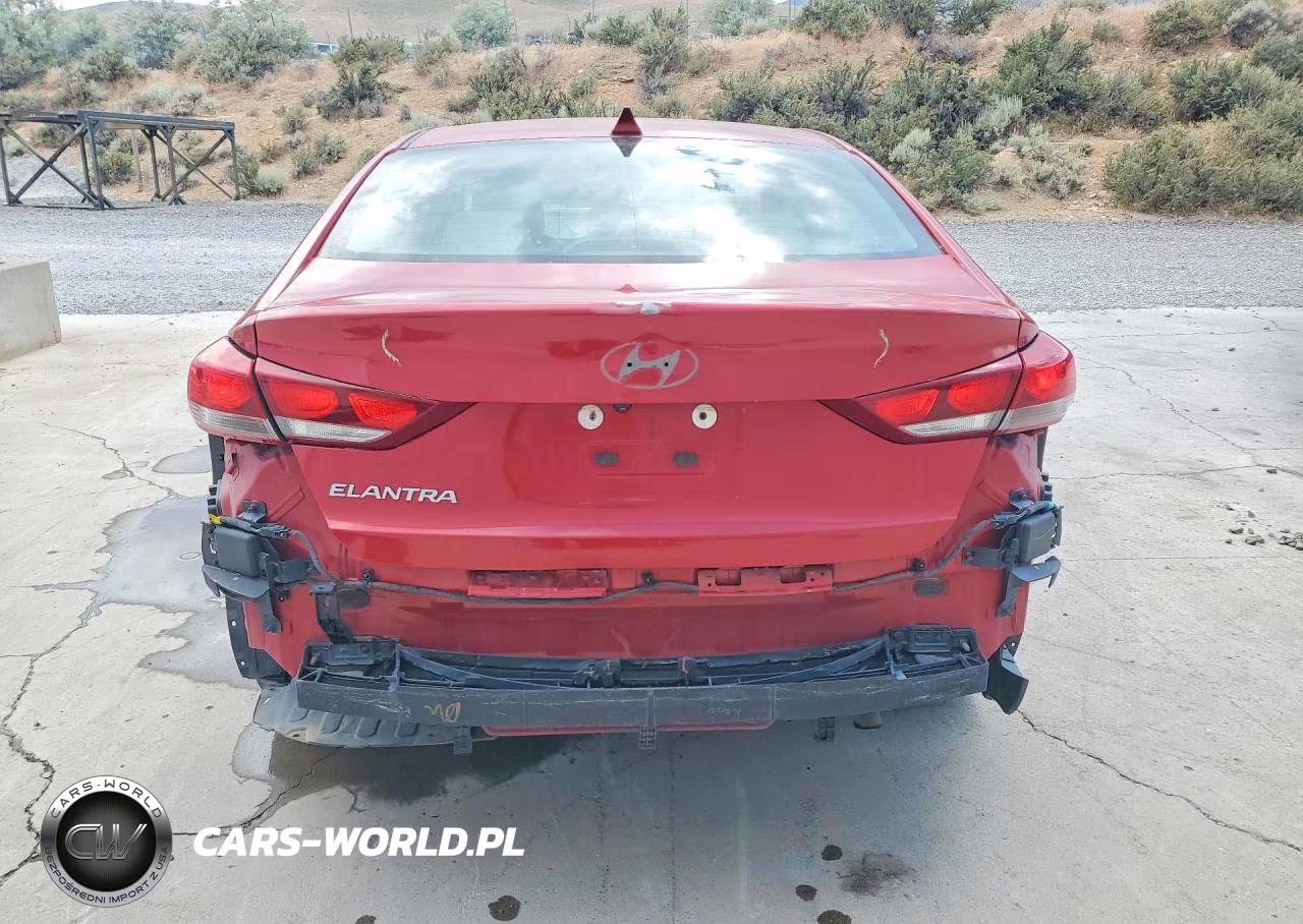 2018 Hyundai Elantra Sel VIN:5NPD84LF1JH305660 - 6