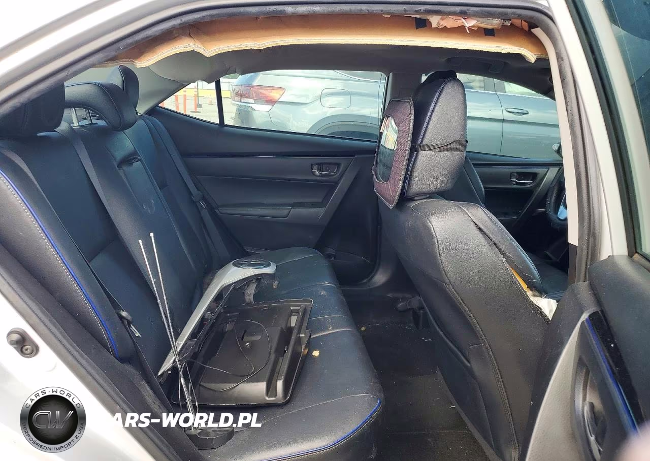 2018 Toyota Corolla Xse VIN:5YFBURHE1JP749270 - 10